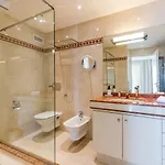 Buckingham & Lloyds - Appartement